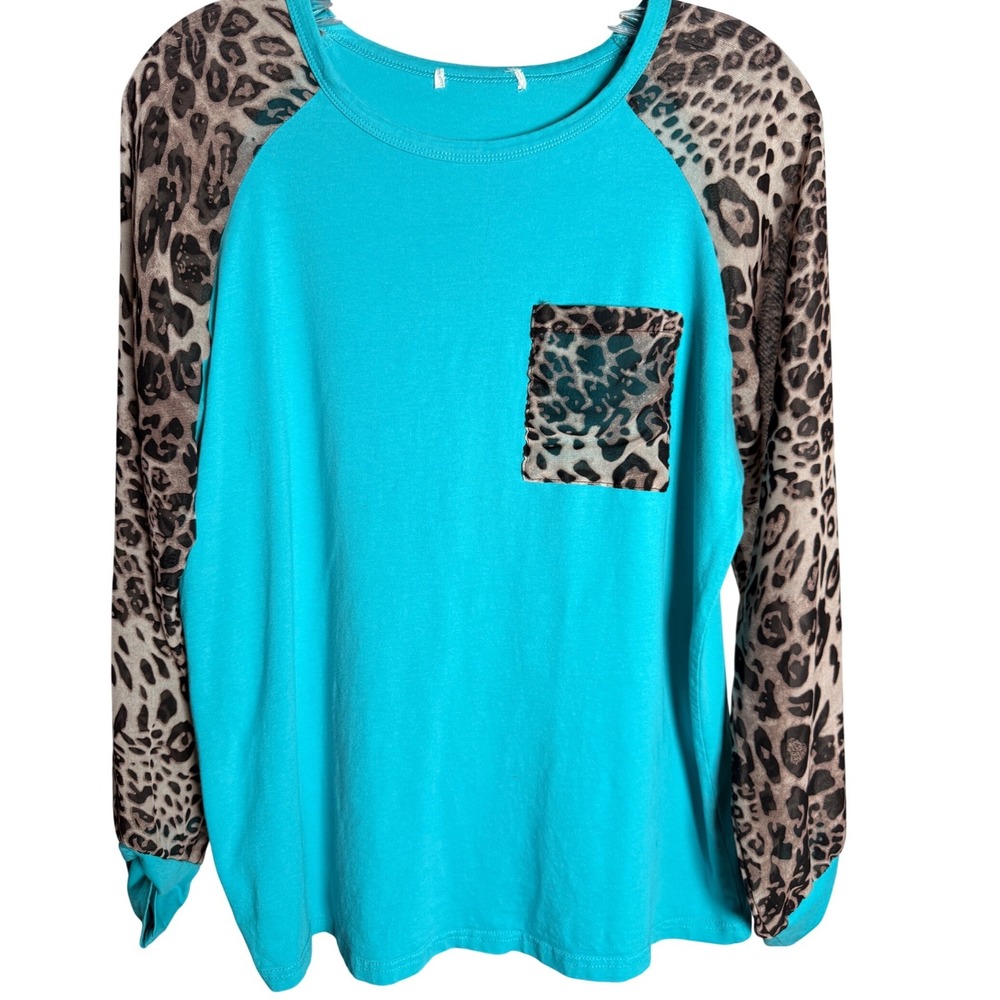 Unbranded Leopard Print Raglan Sleeve Top Women Large Turquoise Blue Casual